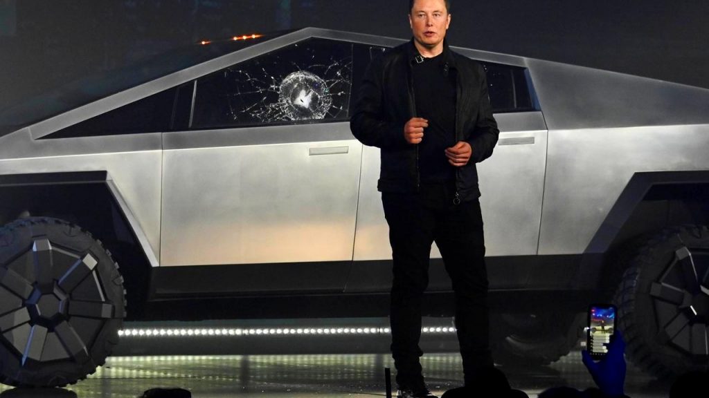 Elon Musk - Tesla Cybertruck